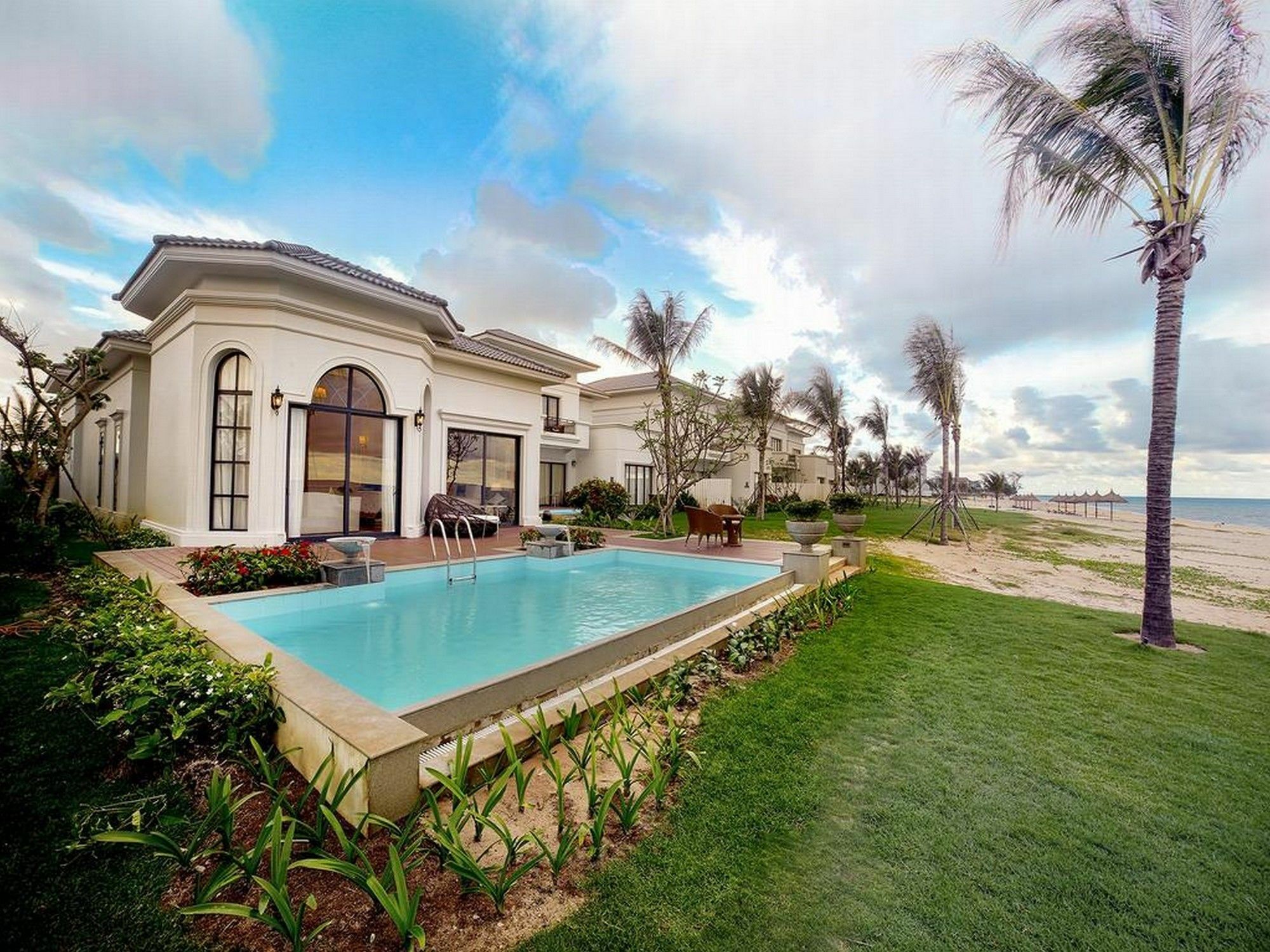 Melia Vinpearl Cua Hoi Beach Resort Cửa Lò Dış mekan fotoğraf